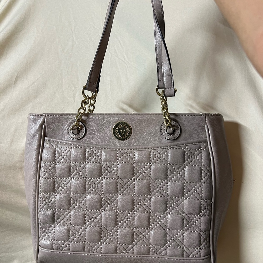 Elegant Quilted Tote Bag - Gray